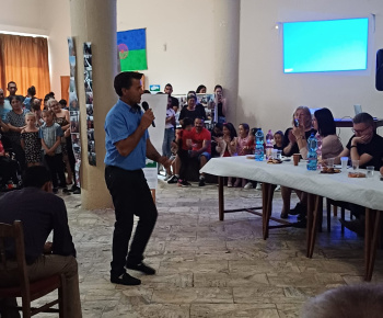 Komunitné fóra